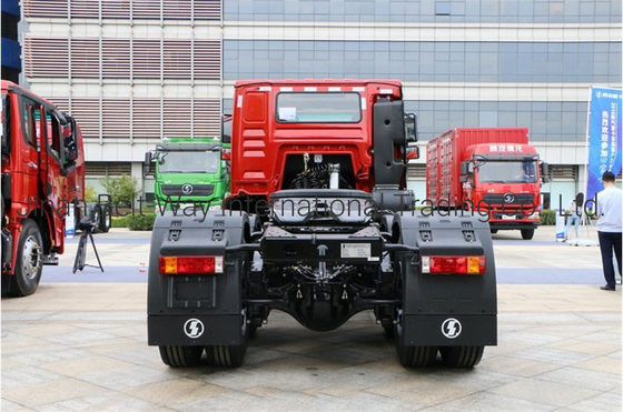 2016 Yılı Gerçek Kullanılmış 6X4 Traktör Kamyon Trakör Kafası ve 351-450 at gücü