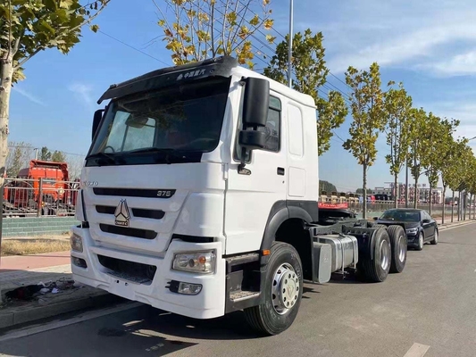 Sinotruk Kullanılmış ve Traktör Kamyon Çekici 6*4 El Değiştirme Tipi
