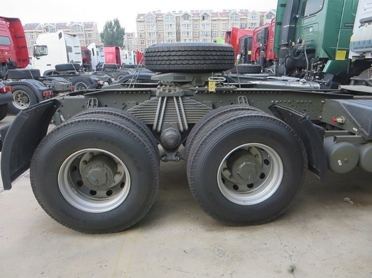 Sinotruk Kullanılmış ve Traktör Kamyon Çekici 6*4 El Değiştirme Tipi