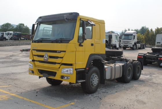 Sinotruk HOWO 6X4 Traktör Kamyon 371HP/420HP Çinli Kamyonlar En iyi 5800*2300*1500mm
