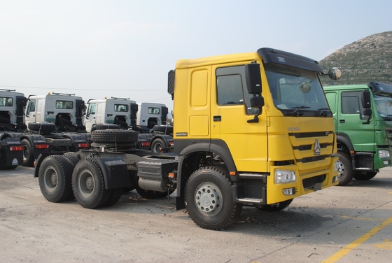 Sinotruk HOWO 6X4 Traktör Kamyon 371HP/420HP Çinli Kamyonlar En iyi 5800*2300*1500mm