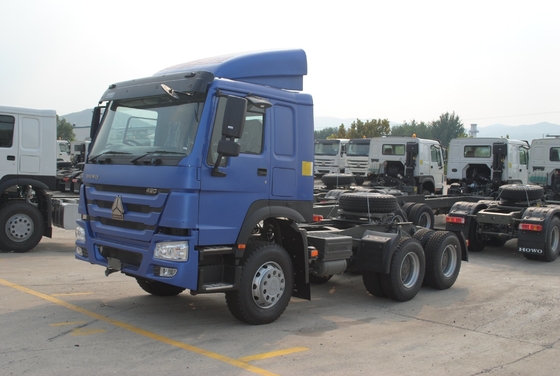 Euro 2 Emisyon Standartı 5600x2300x1500 ile Sinotruk Traktör Kamyonu satın
