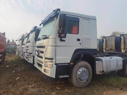 Tüpsüz lastik tasarımı Kullanılmış Sinotruk HOWO 371 Kamyon Başı Traktör Çöp kamyonu indirimde