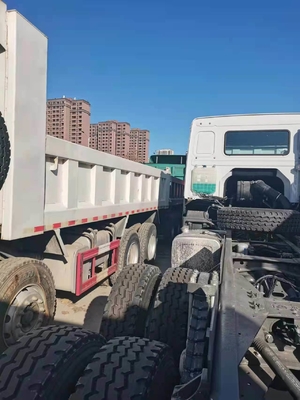 21-30 ton yük kapasitesine sahip atık kamyonu ve kullanılmış traktör kamyonu