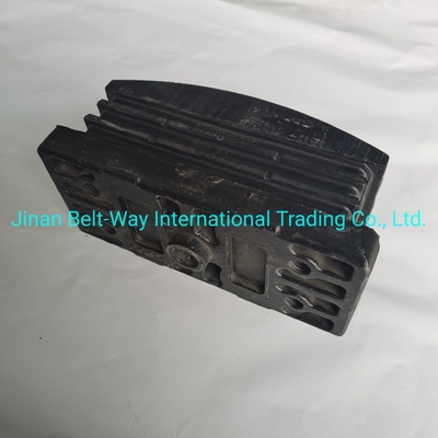 Fren sistemi parçaları Sinotruk HOWO Kamyon dumper lastik koltuk Wg9925525286 standart ile