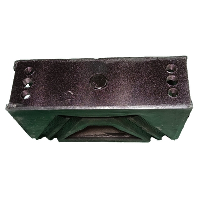 Tekerlek Sürüş Sistemi Parçaları Sinotruk HOWO Kamyon Motoru Bracket Kauçuk Montajı Az9725590031