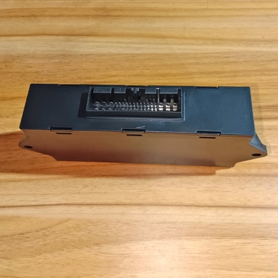 HOWO Sinotruk N7g Ağır Kamyon Kapı Kontrol Modülü Wg1671340051 Kamyon İhtiyaçlarınız için