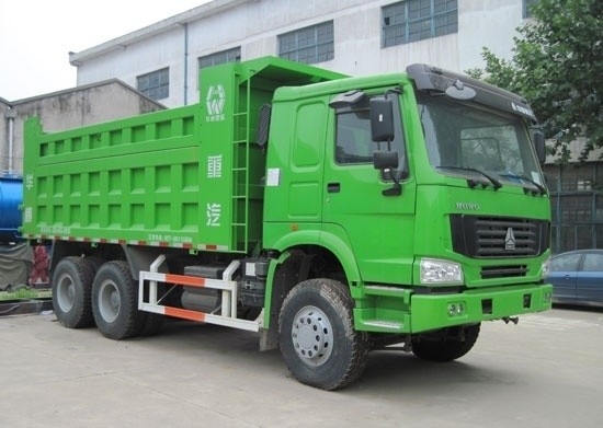 Radial Lastik Tasarımı Sinotruck HOWO 6X4 İhtiyaçlarınız için Çöp Kamyonu