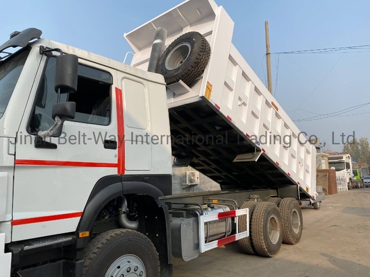 Geri ödeme politikası Sinotruk HOWO Çöp kamyonu 371HP 25-30 Ton Yükleme 5.4m El şanzımanı