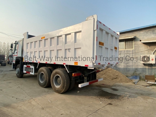 Motor Kapasitesi &gt; 8L Kullanılmış Sinotruk HOWO Zz3257n3647A 371HP Euro II Dumper Tipper Truck