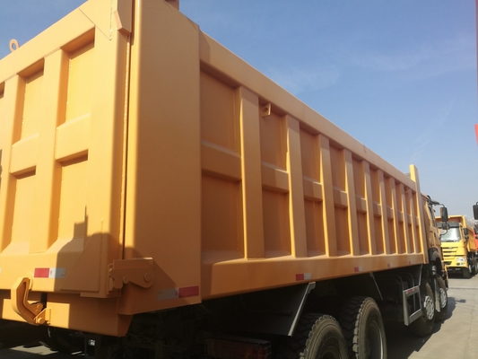 El şanzımanlı ağır iş Sinotruk HOWO Tipper Truck