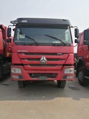 Sinotruk HOWO Çöp kamyonları Ağır iş yüklü Çöp kamyonları 5800*2300*1500mm tüketim ile birlikte