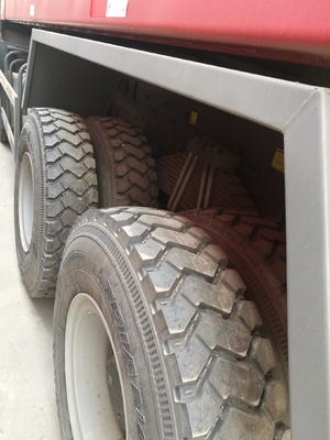 6×4 Sürüş Tekerleği Sinotruk HOWO Shancman FAW Çöp Kamyonları Yüksek Yük Kapasitesiyle Tipper