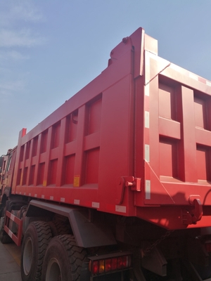 6×4 Sürüş Tekerleği Sinotruk HOWO Shancman FAW Çöp Kamyonları Yüksek Yük Kapasitesiyle Tipper