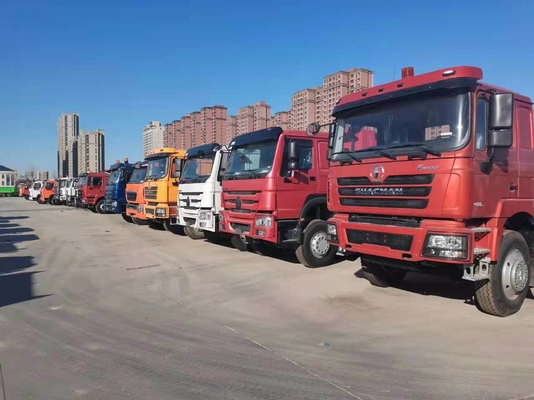 Çöplük tipi Ön kaldırma tarzı Çöplük kamyonu tipper 6 * 4 8 * 4 gereksinimleriniz için