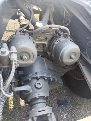 Lastik Tasarımı Tüpsüz Sinotruc HOWO 371HP El Değeri Kargo Tipper Dump Truck