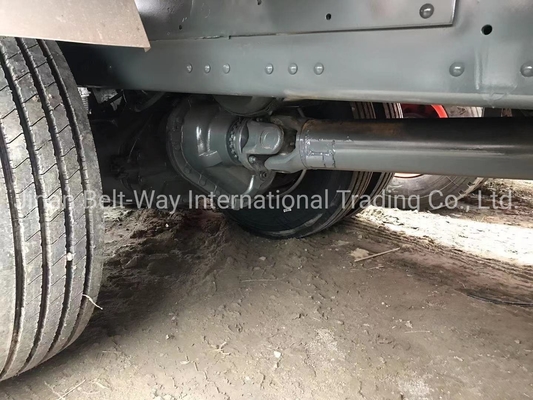 En İyi Kamyon Seçimi HOWO Sinotruk 8/10/12 Tekerlekler 6*4 8*4 Motor Kapasitesi&gt;8L