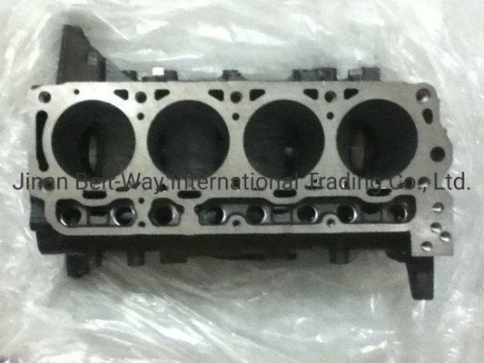 Sinotruk HOWO Kamyon yedek parçaları Weichai Wd615.47 Dizel motor 371HP 420HP 336HP Silindir bloğu 61560010095b